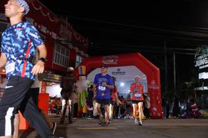 BIB: 330
                            <button type="button" onclick="openModal(26258945)" class="btn btn-primary btn-sm float-right btn-popup" data-toggle="modal" data-target=".modal-high-quality">
                        <i class="fas fa-shopping-cart"></i> Add to Cart
                    </button>
                                            <button type="button" onclick="isThisMe(26258945, true)" class="btn btn-success btn-sm float-right btn-popup btn-isme hidden" data-toggle="tooltip" data-placement="bottom" title="นี่คือรูปของคุณใช่ไหม คลิกที่นี่เพื่อเอาเข้าอัลบั้ม">
                        <i class="fas fa-plus"></i> Add to album
                    </button>
                    <button type="button" onclick="isThisMe(26258945, false)" class="btn btn-warning btn-sm float-right btn-popup btn-isnotme hidden">
                        <i class="fas fa-ban"></i> Remove from album
                    </button>